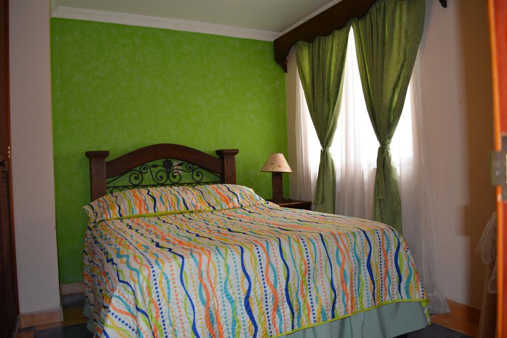 Hotel Casa Colonial Santa Rosa De Cabal Værelse billede