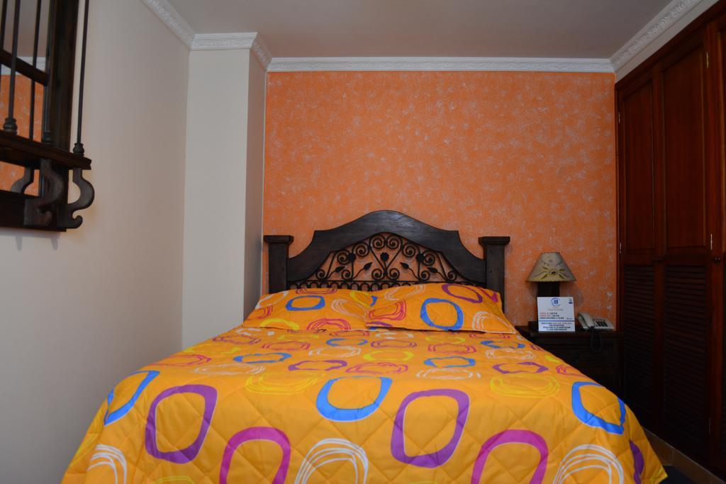 Hotel Casa Colonial Santa Rosa De Cabal Værelse billede