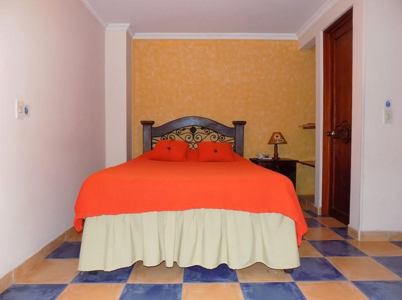 Hotel Casa Colonial Santa Rosa De Cabal Eksteriør billede