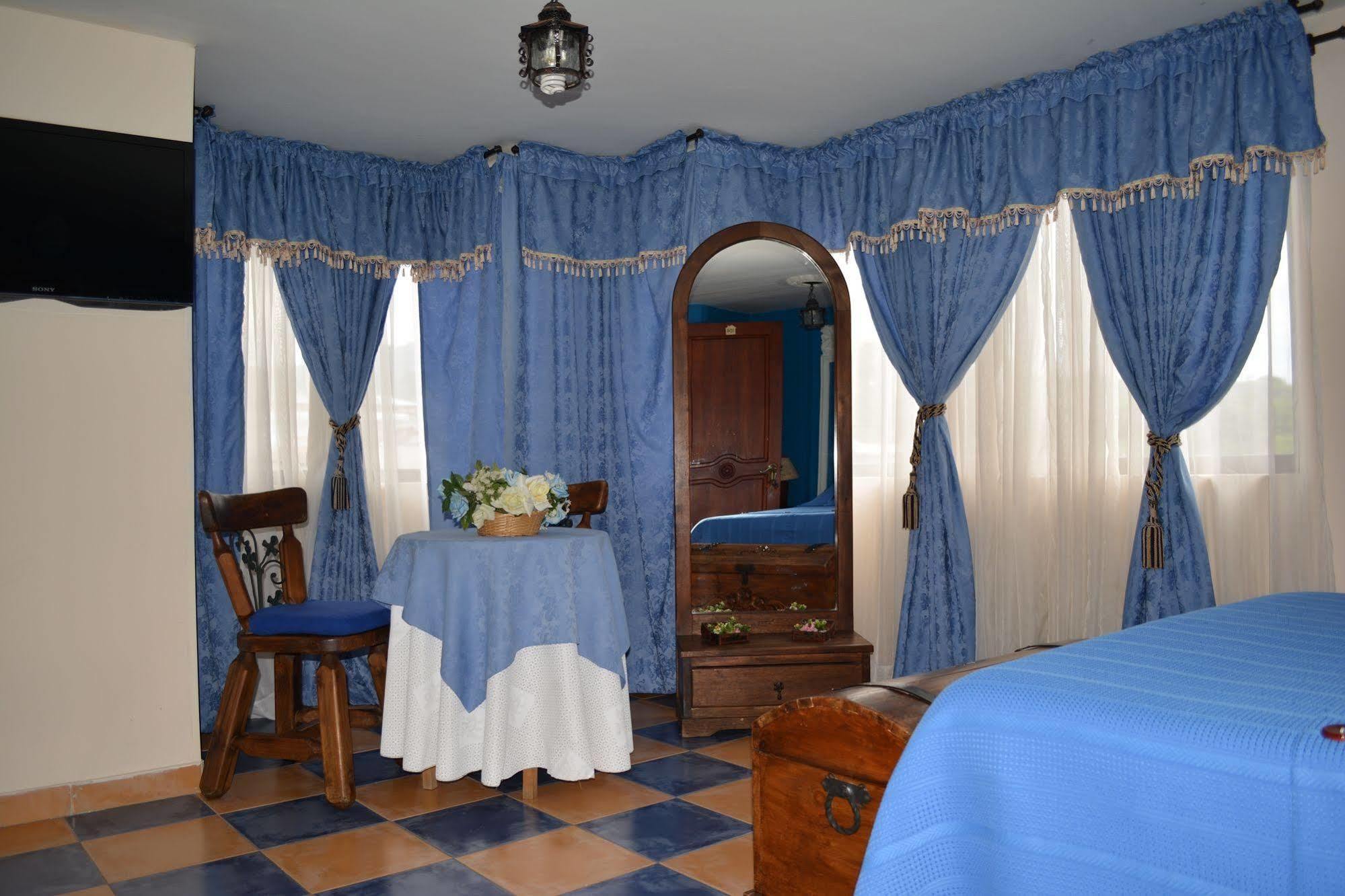 Hotel Casa Colonial Santa Rosa De Cabal Eksteriør billede