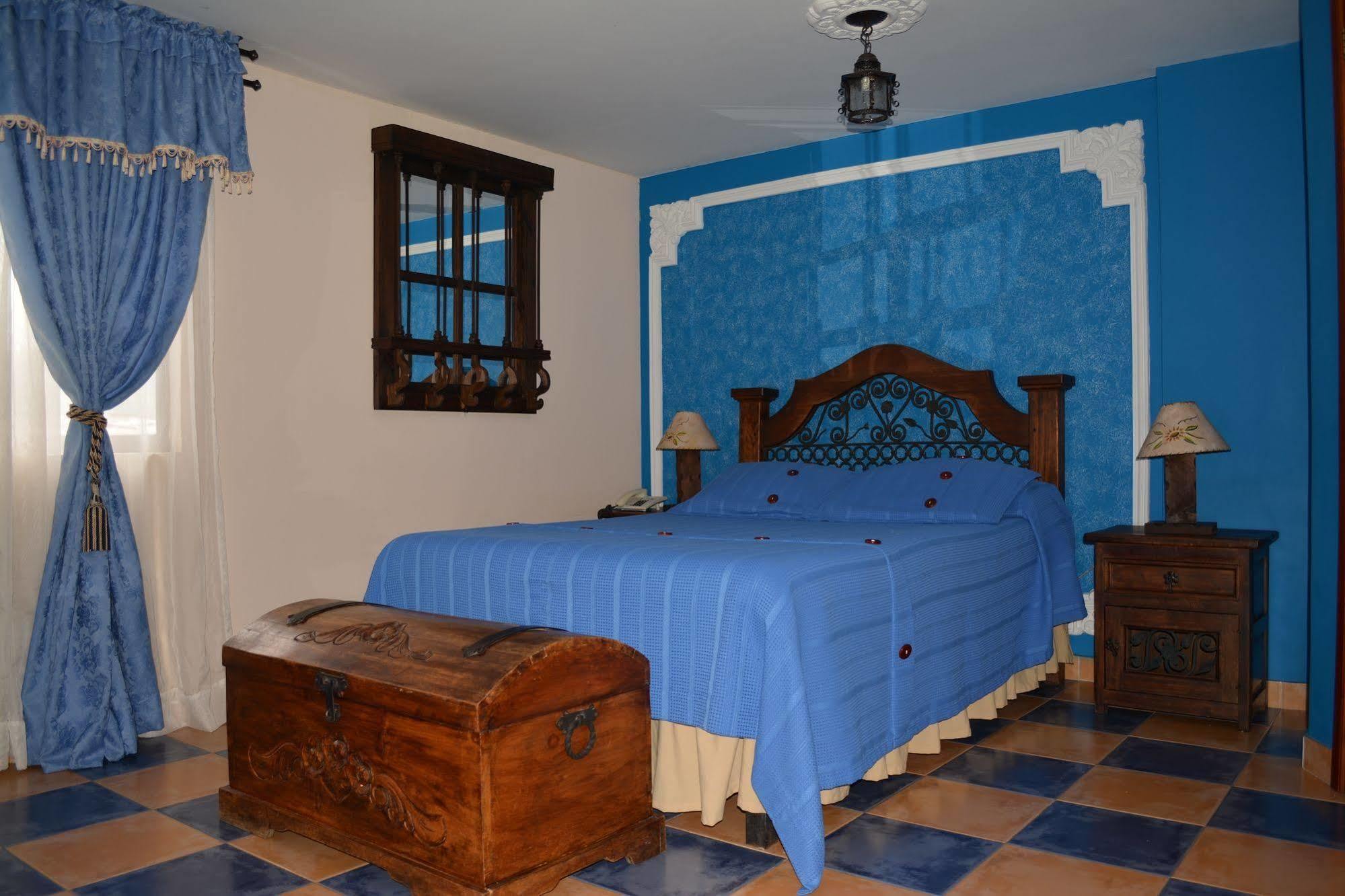 Hotel Casa Colonial Santa Rosa De Cabal Eksteriør billede
