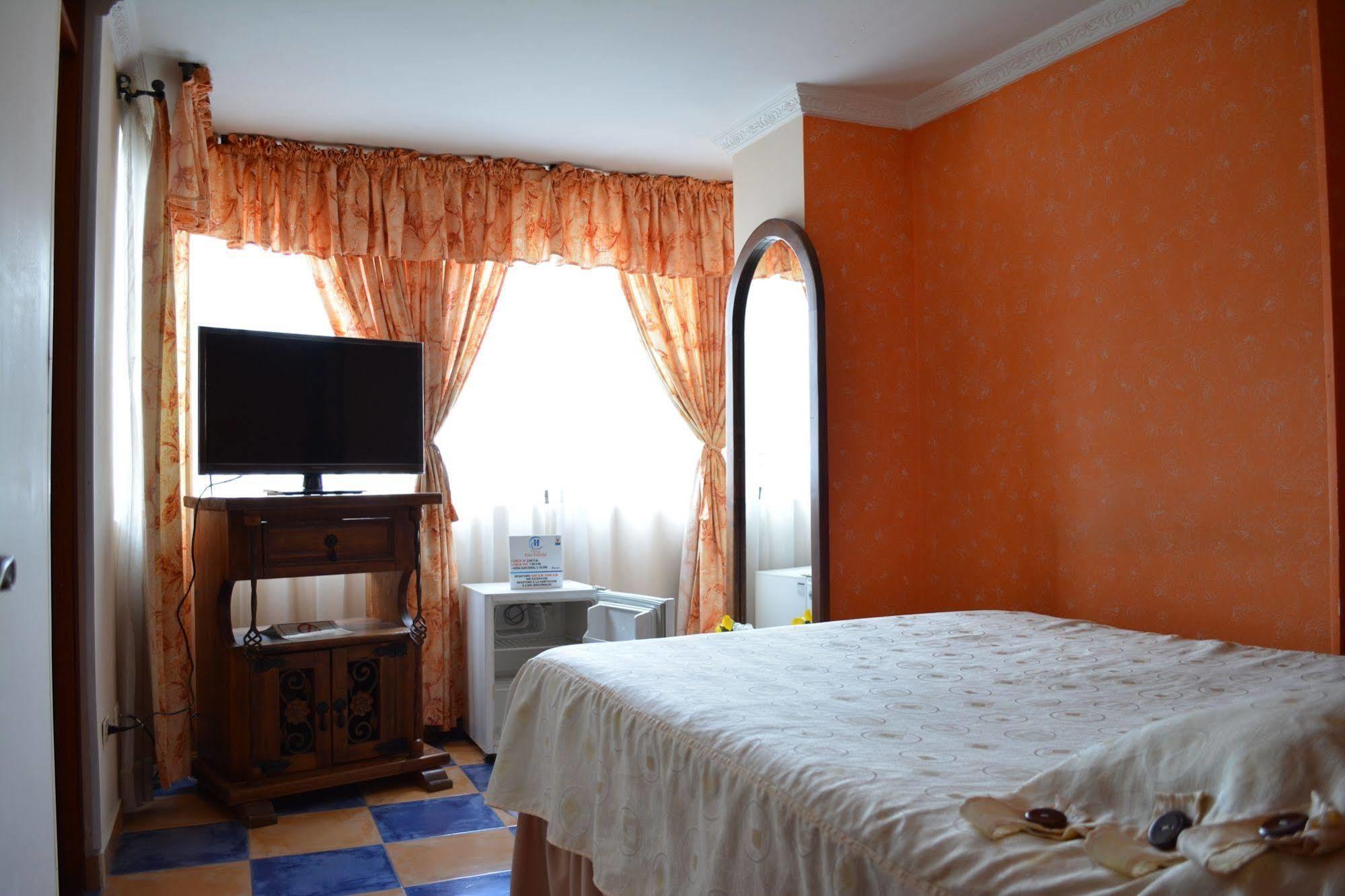 Hotel Casa Colonial Santa Rosa De Cabal Eksteriør billede